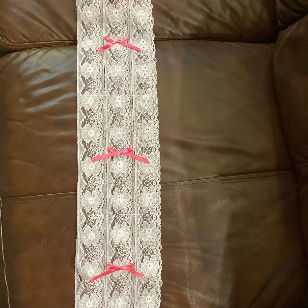 NWOT Pink Lace Toilet Paper Holder